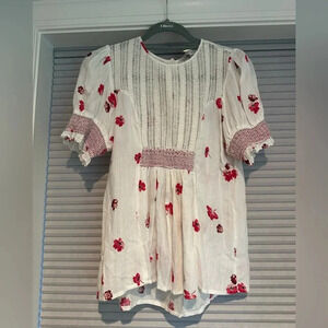 Anthropologie white and red floral short sleeve blouse D-1